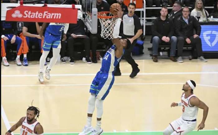 The Knicks were unable to handle Giannis Antetokounmpo and the Bucks on Tueday night